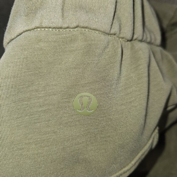 Lululemon Joggers Women's Size 2 24 X 29 Sage Green Casual Athletic Pants - Picture 7 of 8